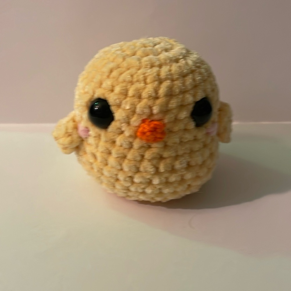Crochet chick